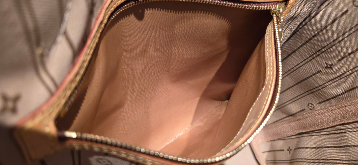 Authentic Louis Vuitton Neverfull MM Monogram