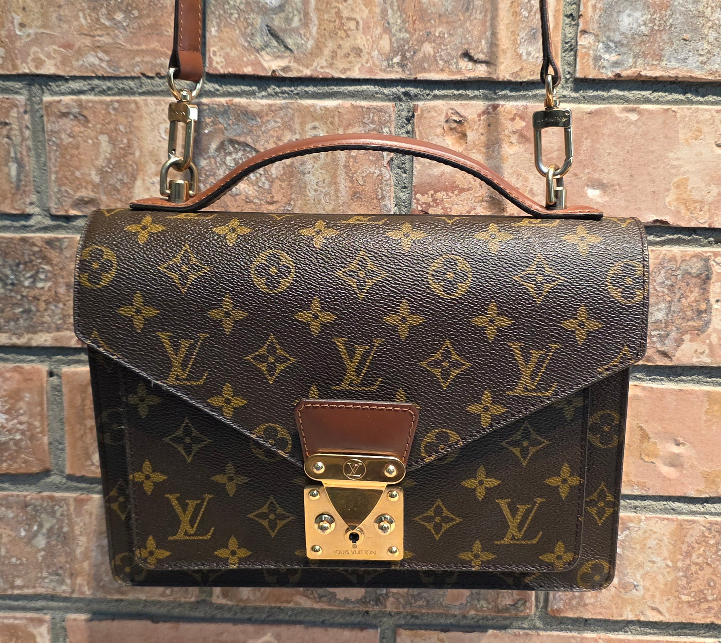Authentic Louis Vuitton Monceau 26