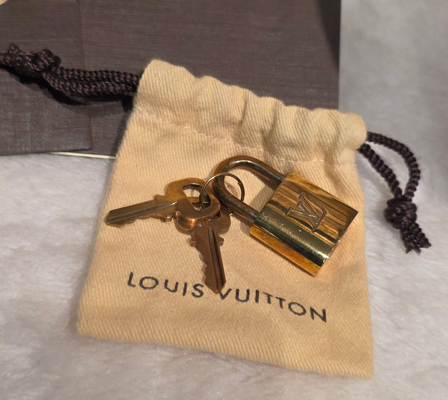 Authentic Louis Vuitton Speedy 30 Damier Azur