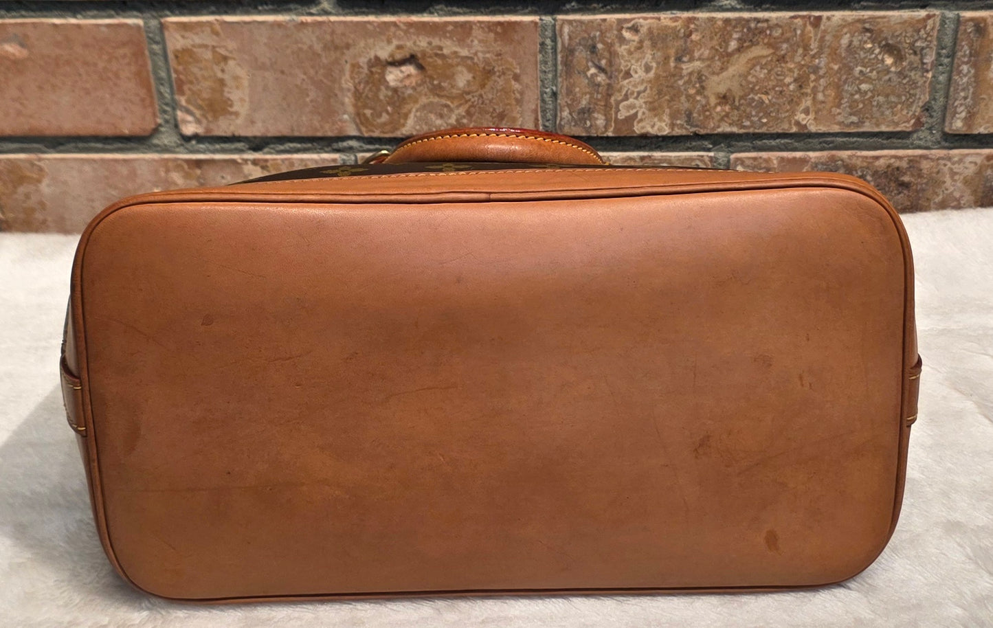 Authentic Louis Vuitton Alma PM Monogram