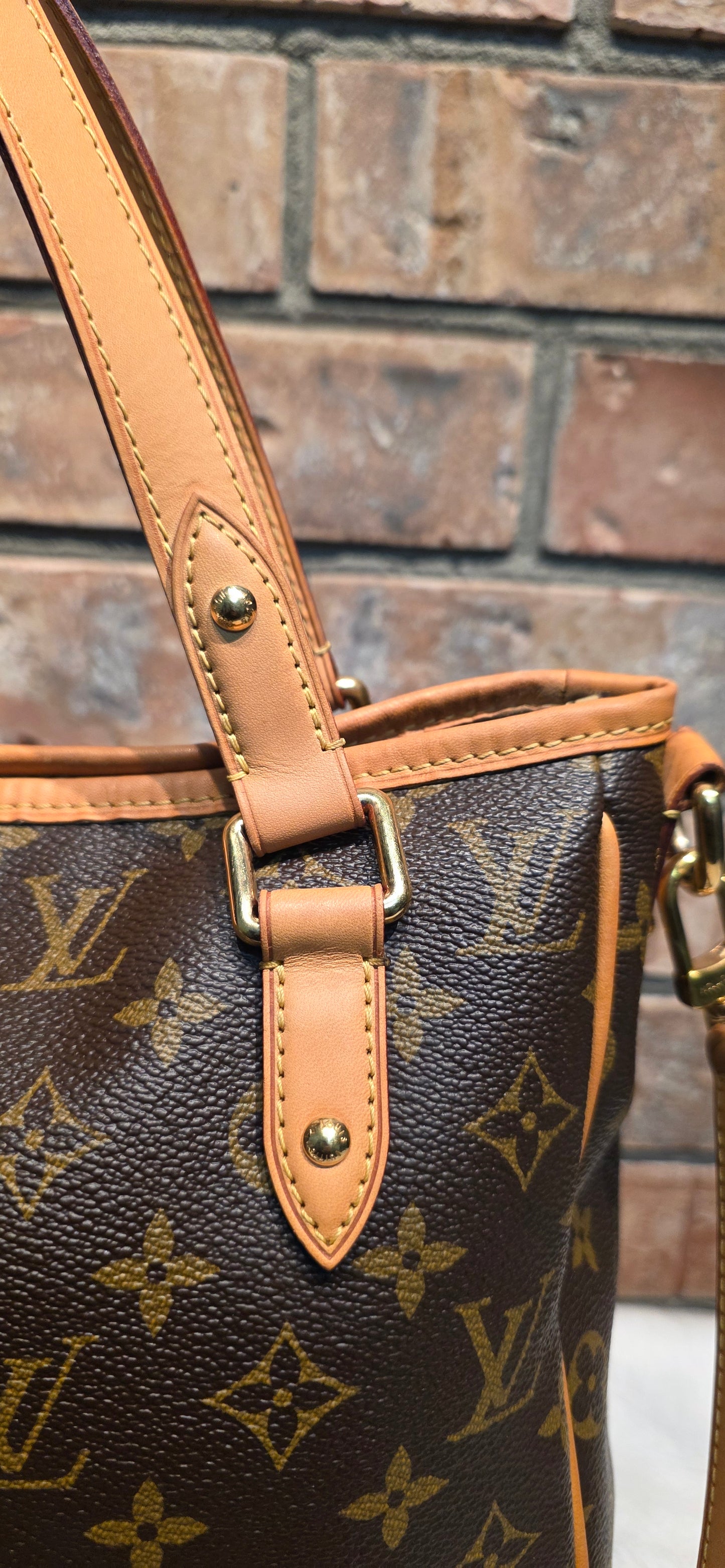 Authentic Louis Vuitton Estrella MM