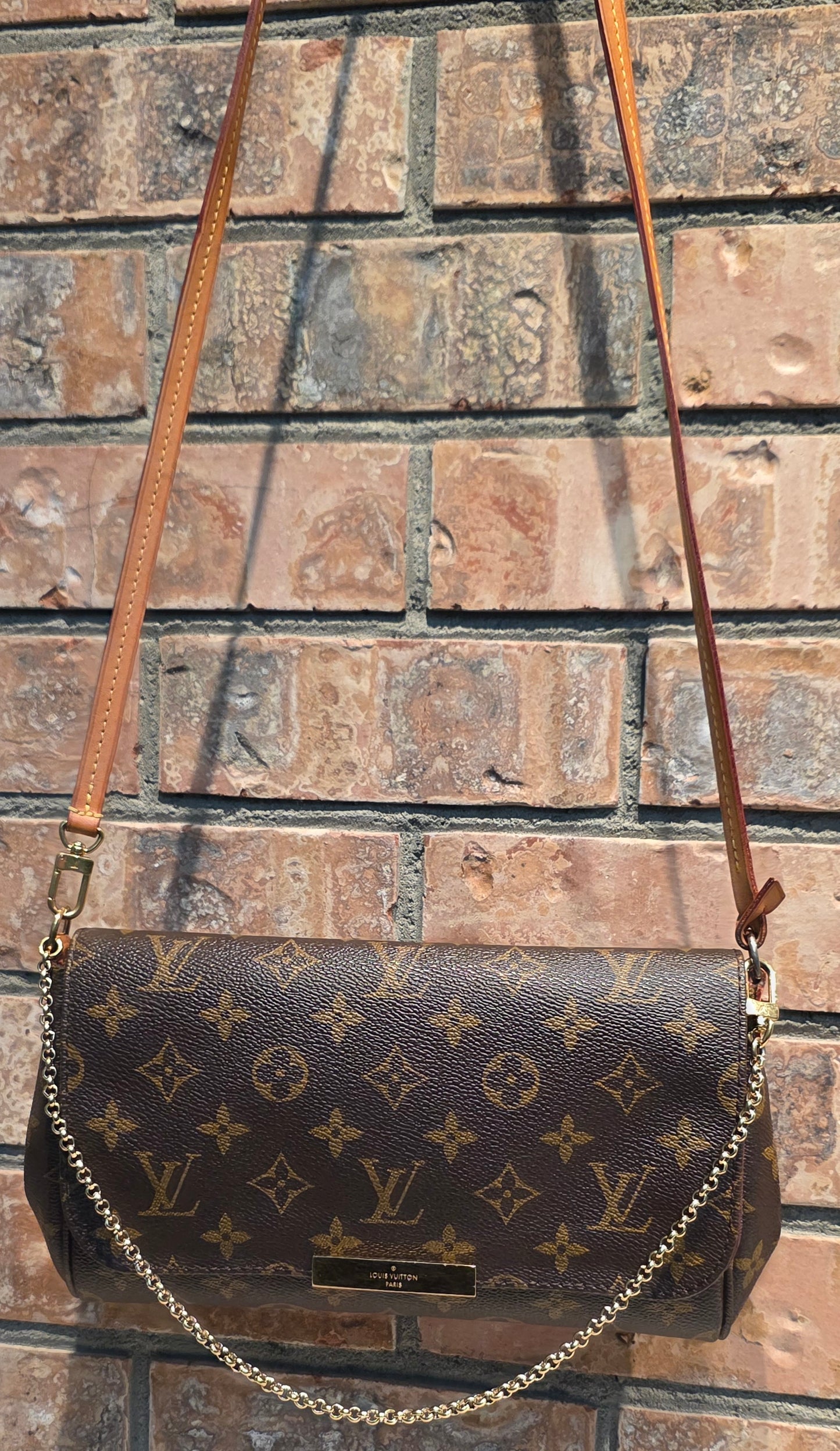 Authentic Louis Vuitton Favorite MM Monogram