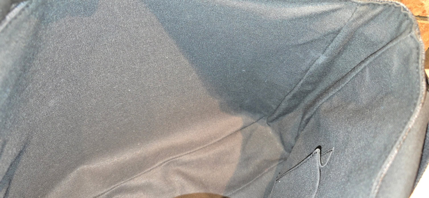 Authentic Louis Vuitton Daniel GM Damier Graphite