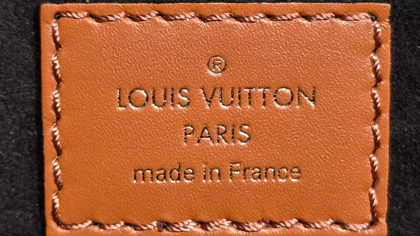 Authentic Louis Vuitton Multipochette Accessoires Wild At Heart