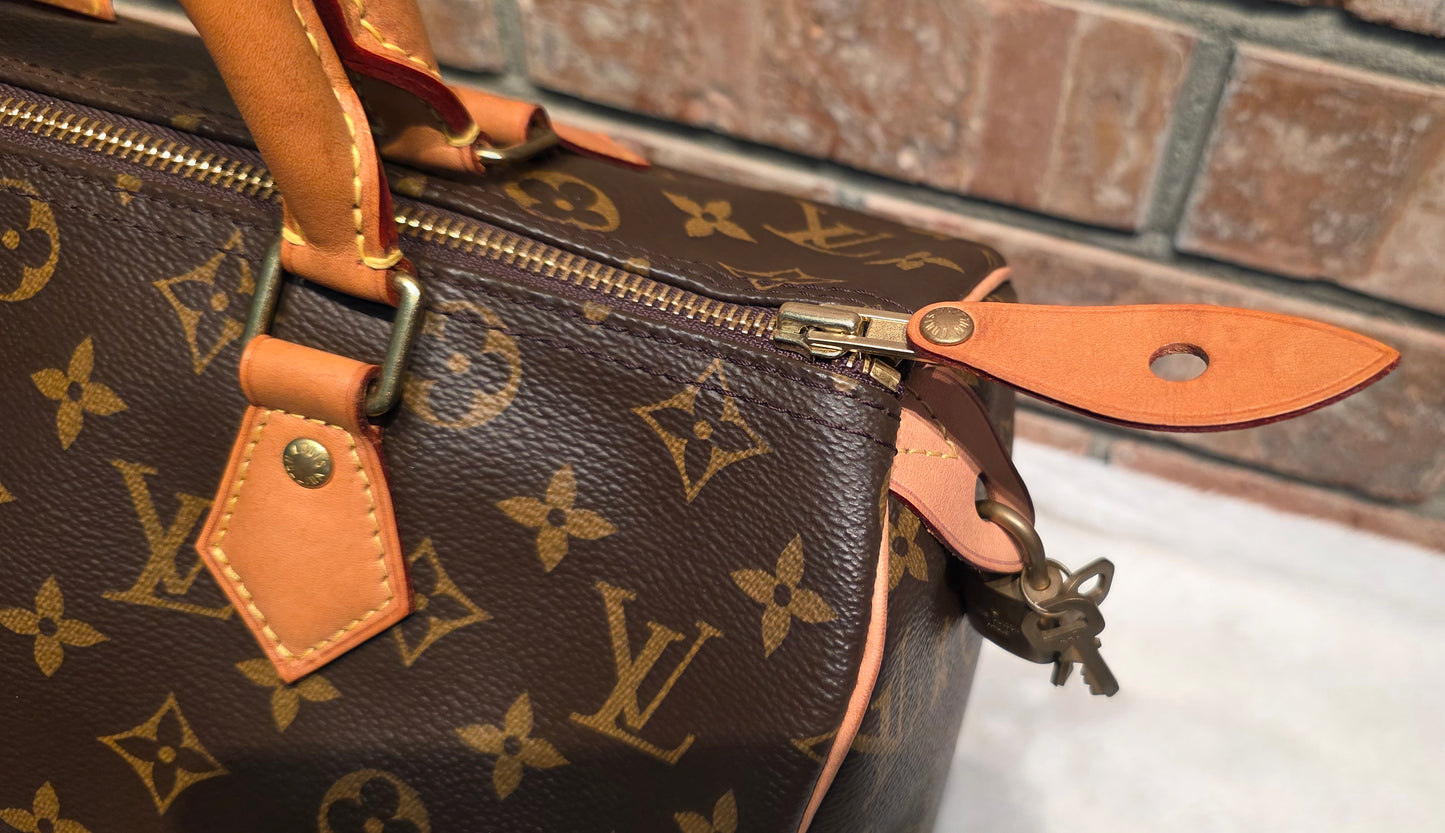 Authentic Louis Vuitton Speedy 30 Monogram