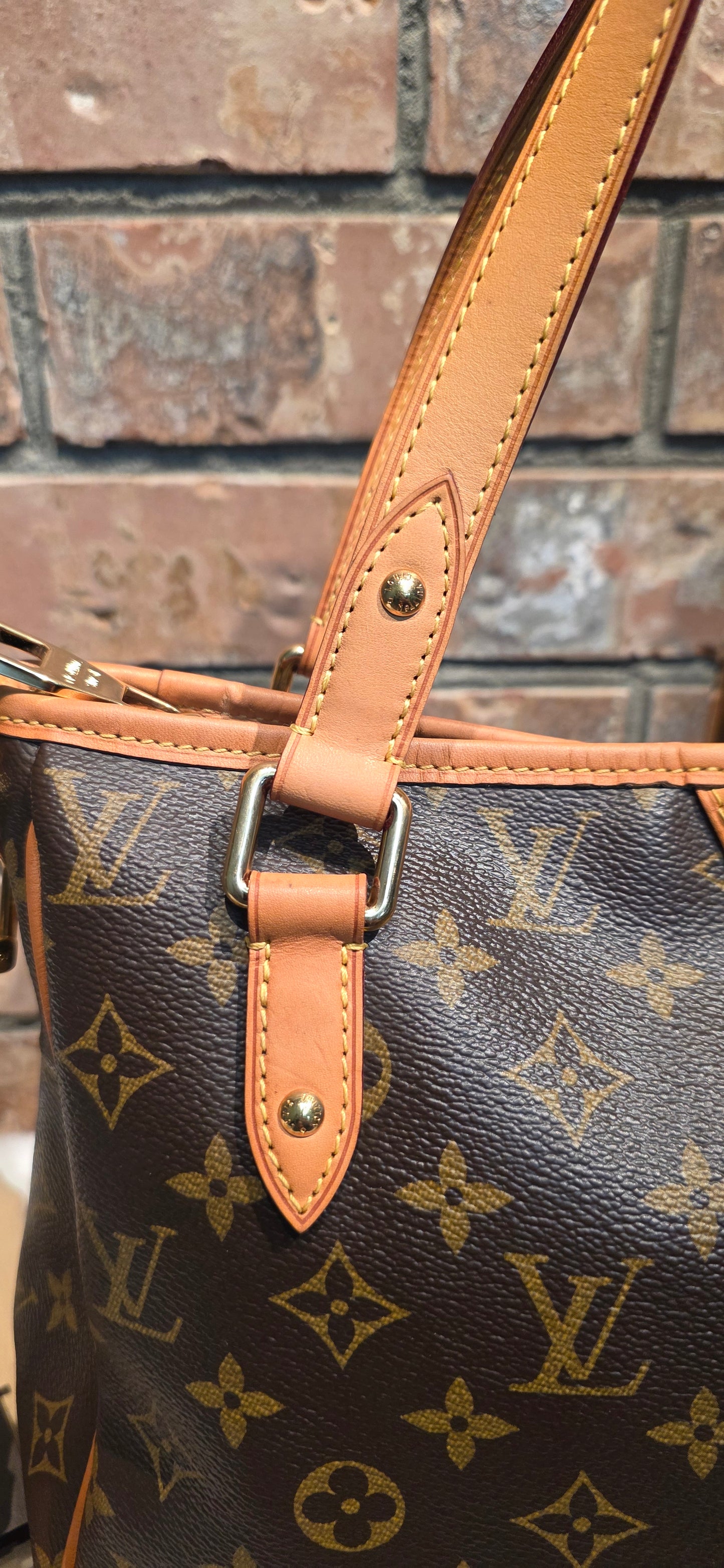 Authentic Louis Vuitton Estrela MM