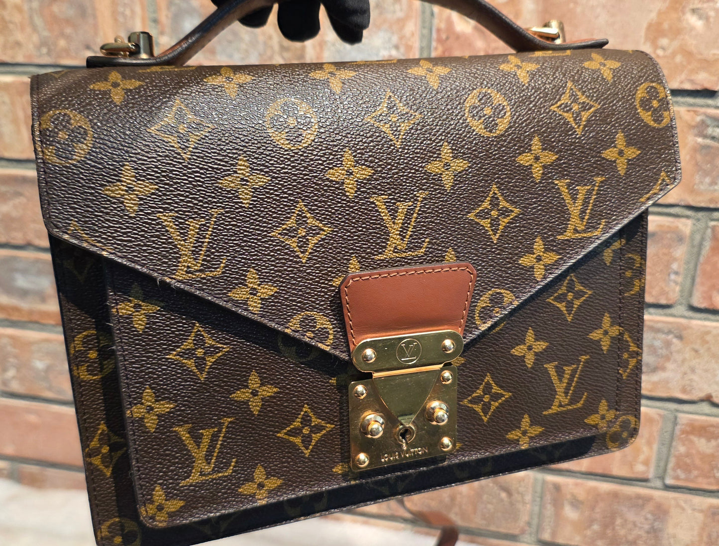 Authentic Louis Vuitton Monceau 26
