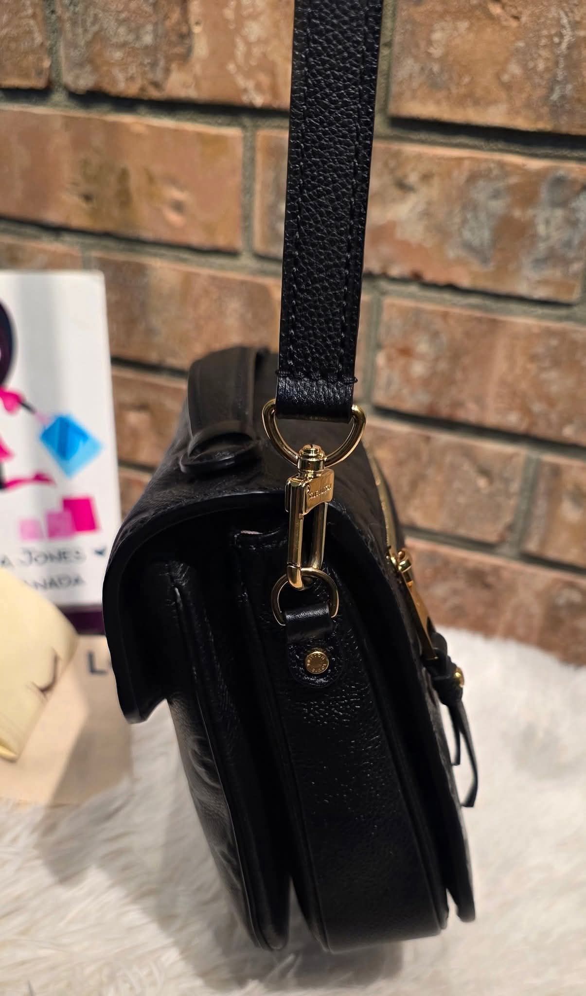 Authentic Pochette Metis Empreinte Noir