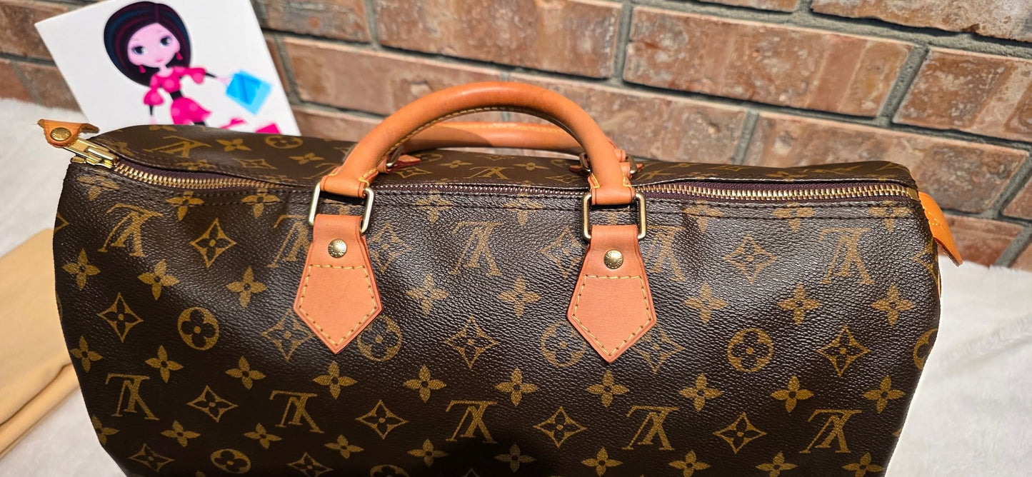 Authentic Louis Vuitton Speedy 40 Monogram
