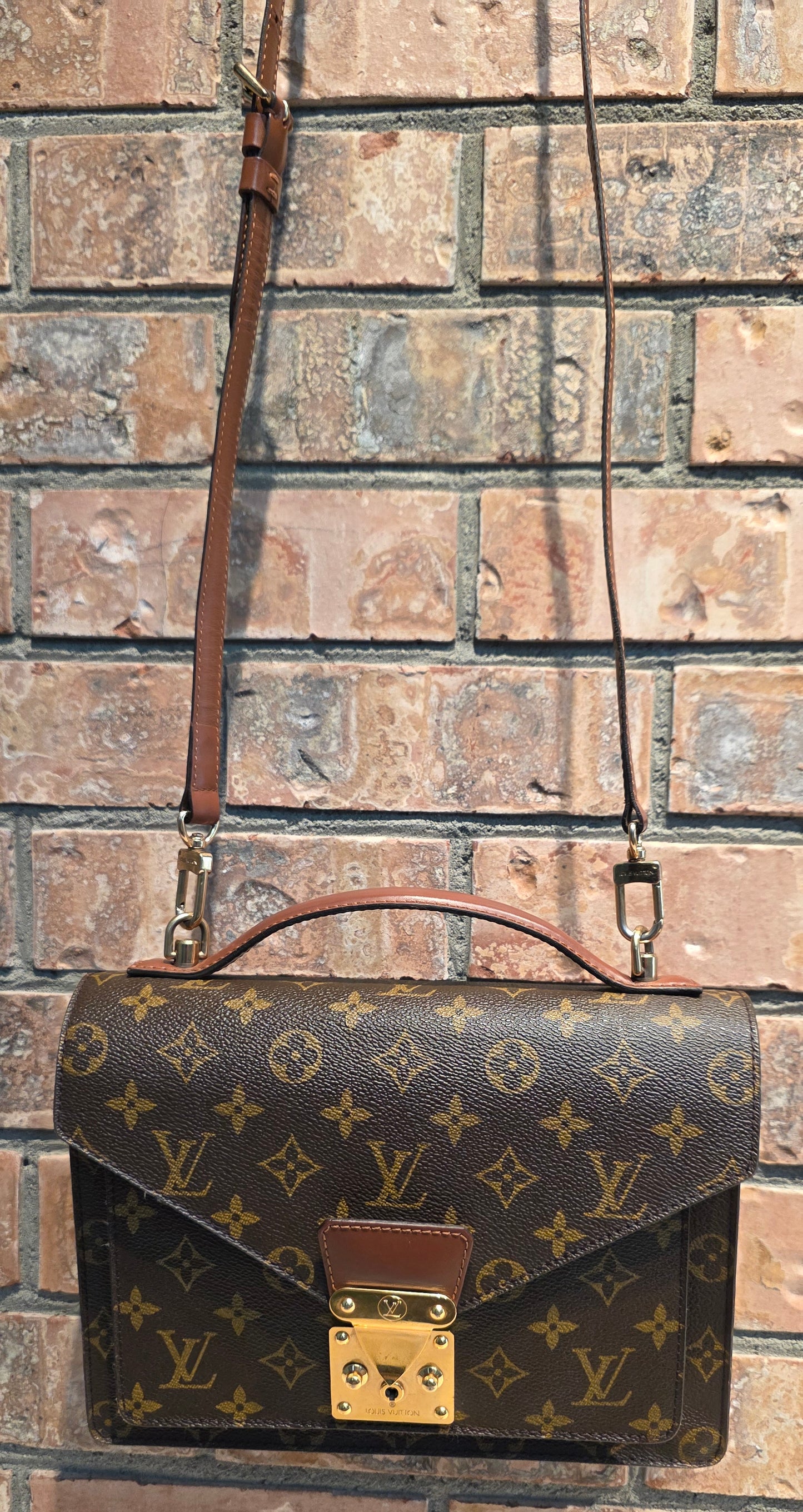 Authentic Louis Vuitton Monceau 26