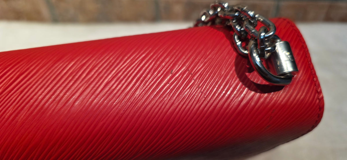 Authentic Louis Vuitton Twist MM Epi Leather in Red