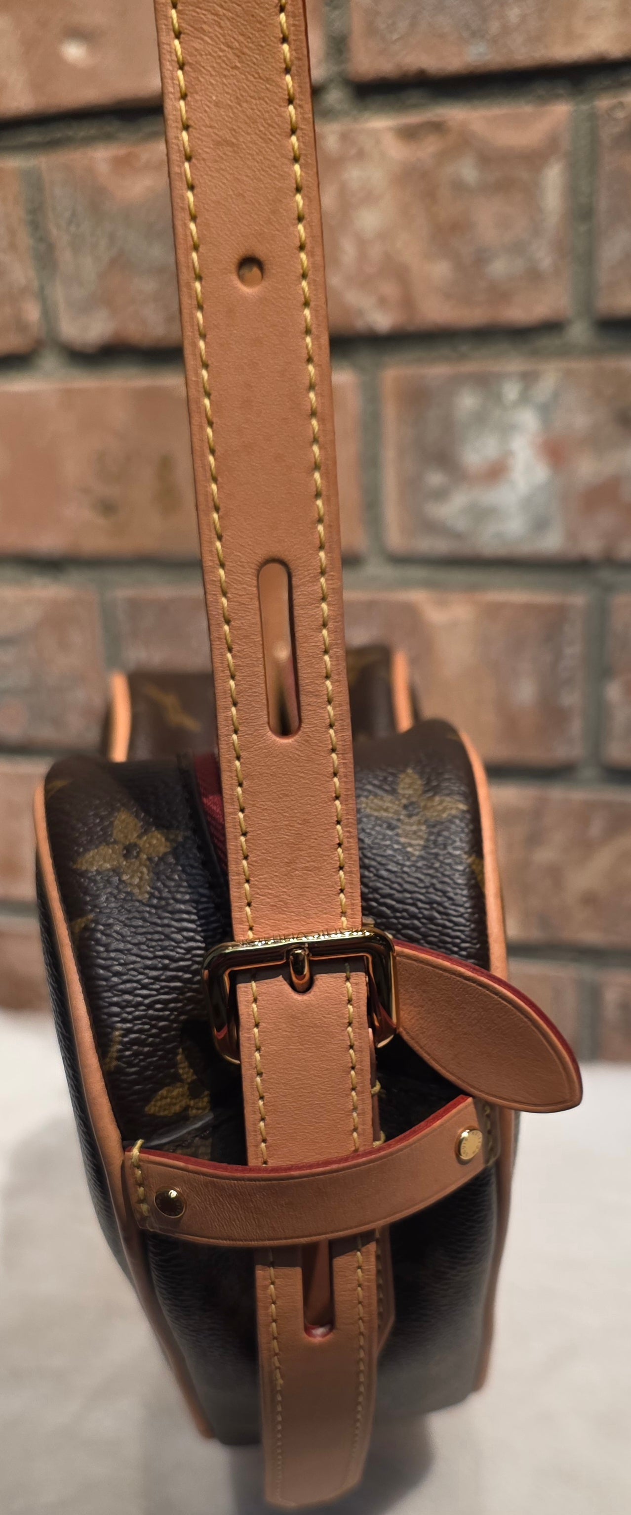 Authentic Louis Vuitton Couer Game On Heart Bag