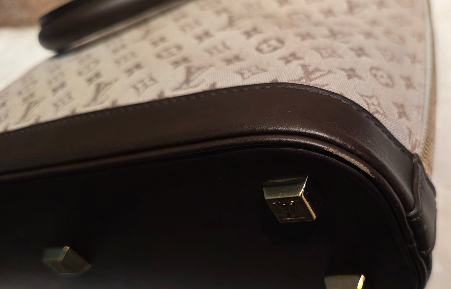 Authentic Louis Vuitton Alma Mini Lin Haut (Tall)