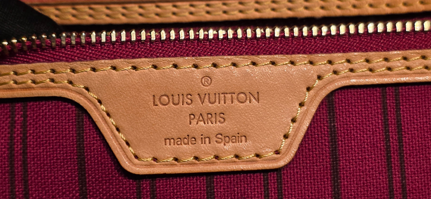 Authentic Neverfull MM Monogram Fuchsia Interior (BAG ONLY)