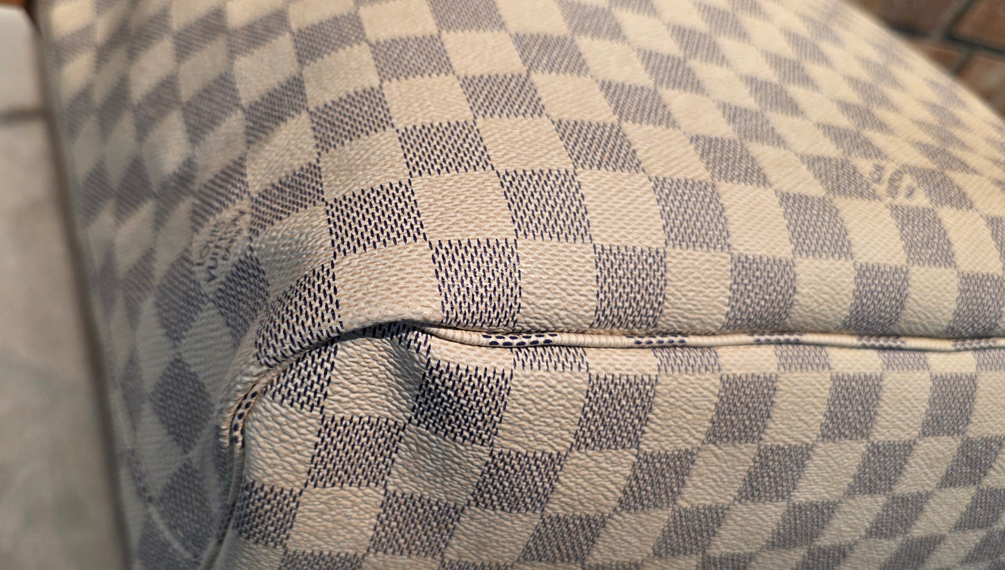 Authentic Louis Vuitton Neverfull MM Damier Azur (Bag Only)