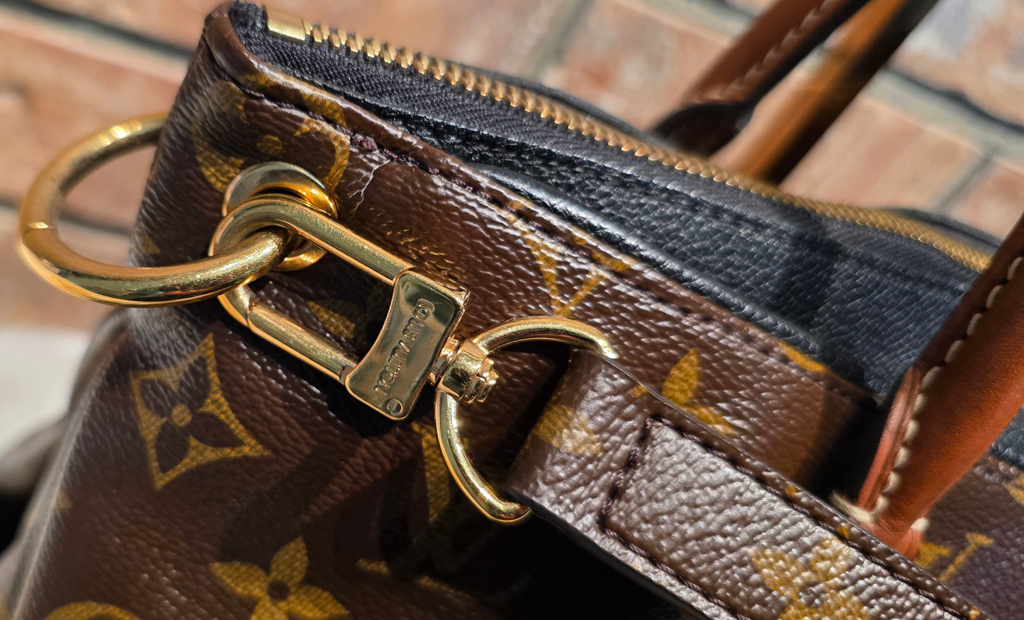 Authentic Louis Vuitton Pallas MM Noir