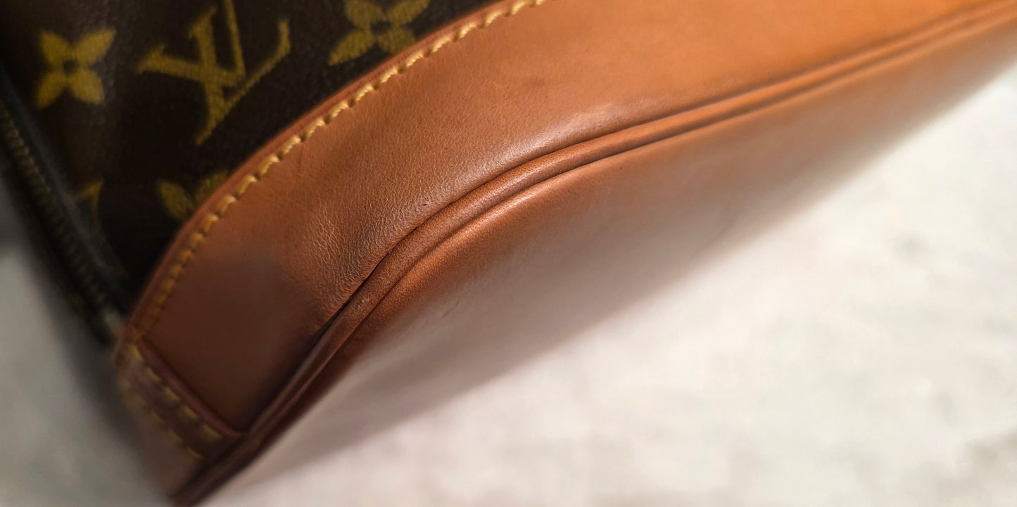 Authentic Louis Vuitton Alma PM Monogram (With Strap)