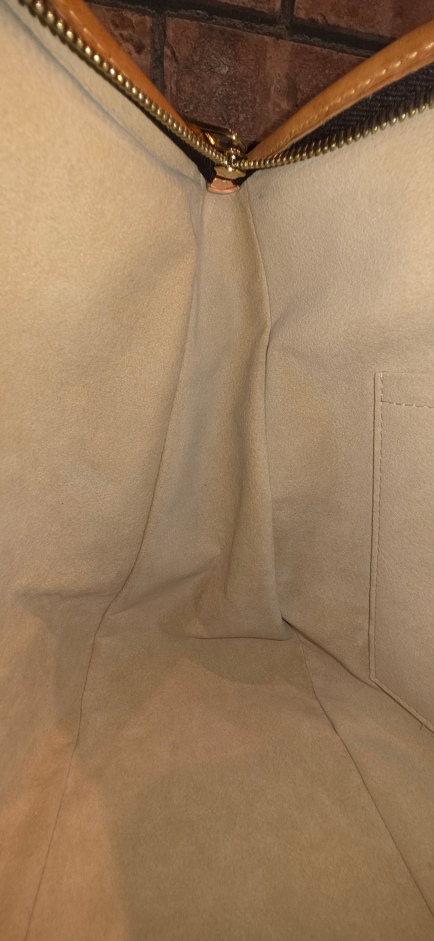 Authentic Louis Vuitton Estrela MM