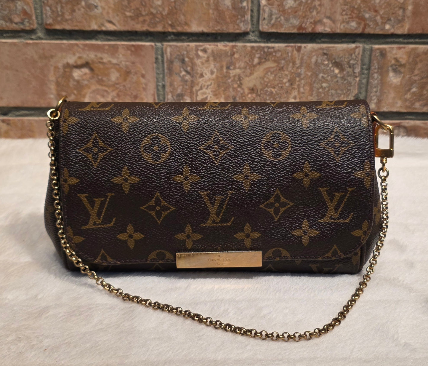Authentic Louis Vuitton Favorite PM (NO LEATHER STRAP)