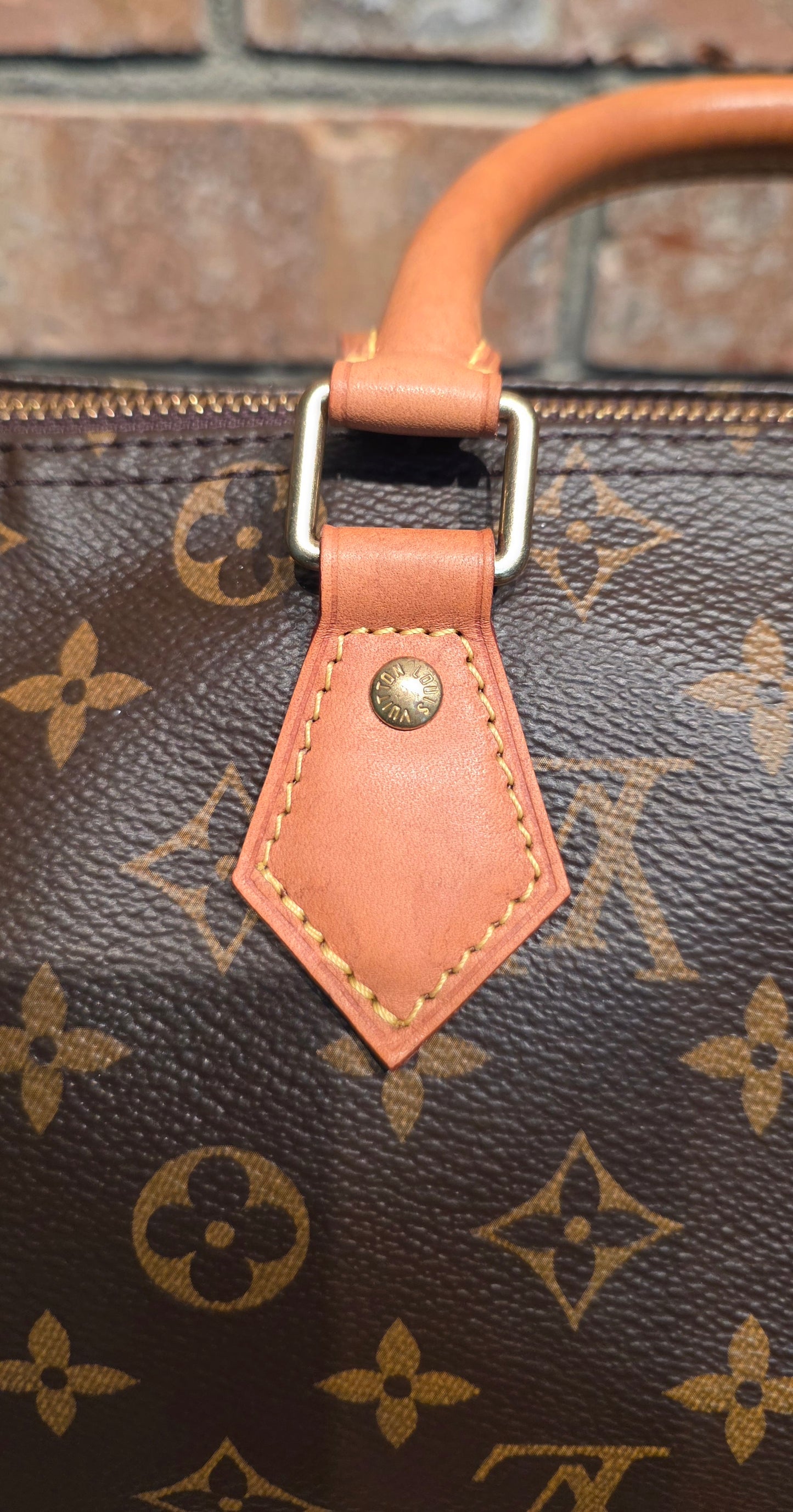 Authentic Louis Vuitton Speedy 30 Monogram