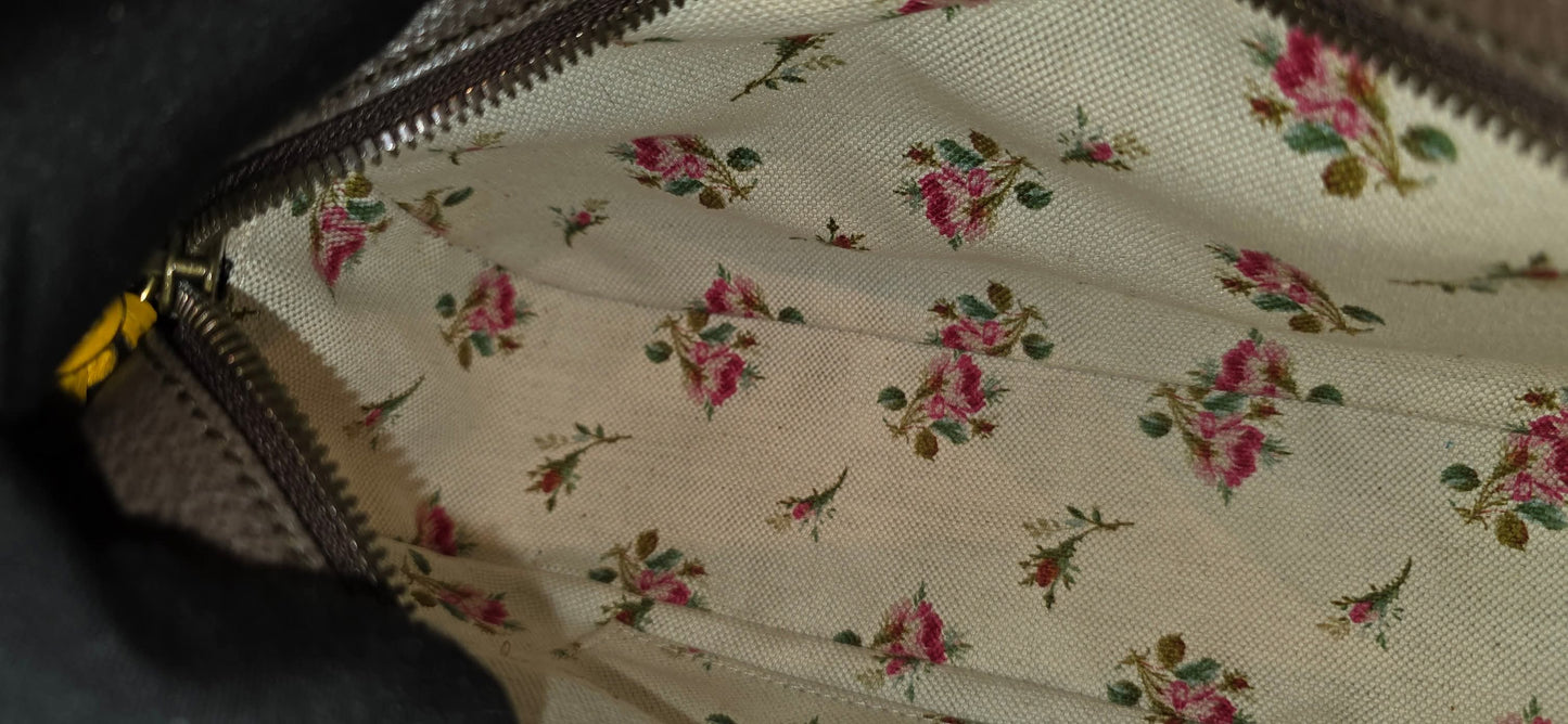 Authentic Gucci Neo Vintage Camera Bag