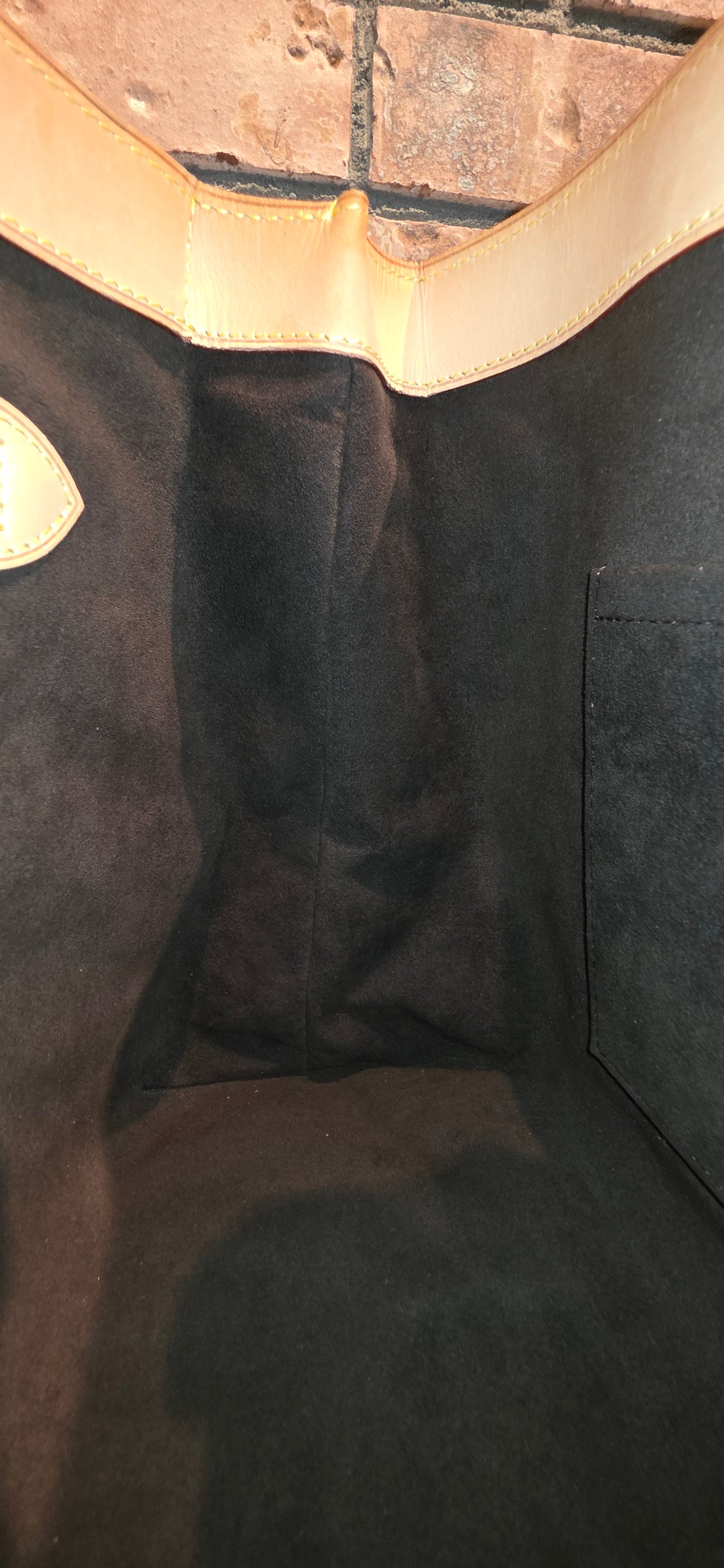 Authentic Louis Vuitton Wilshire MM Monogram