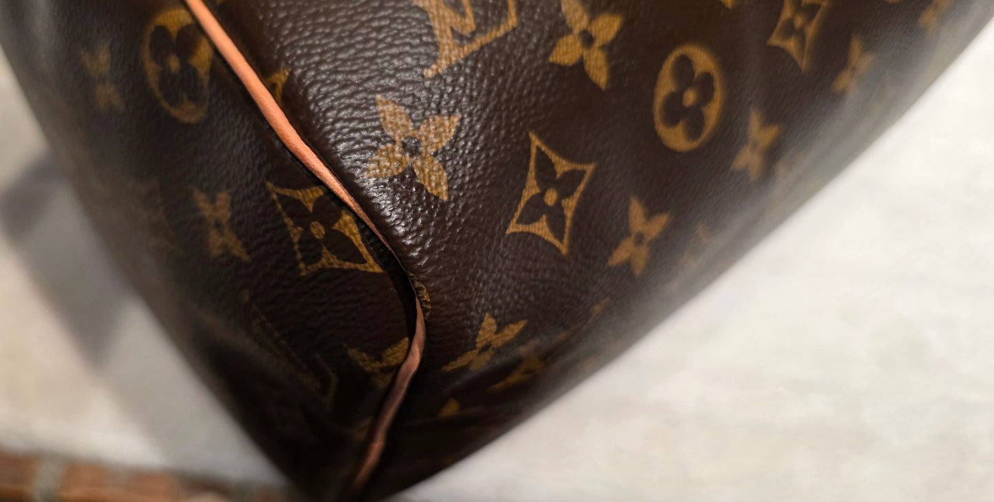 Authentic Louis Vuitton Speedy 30 Monogram