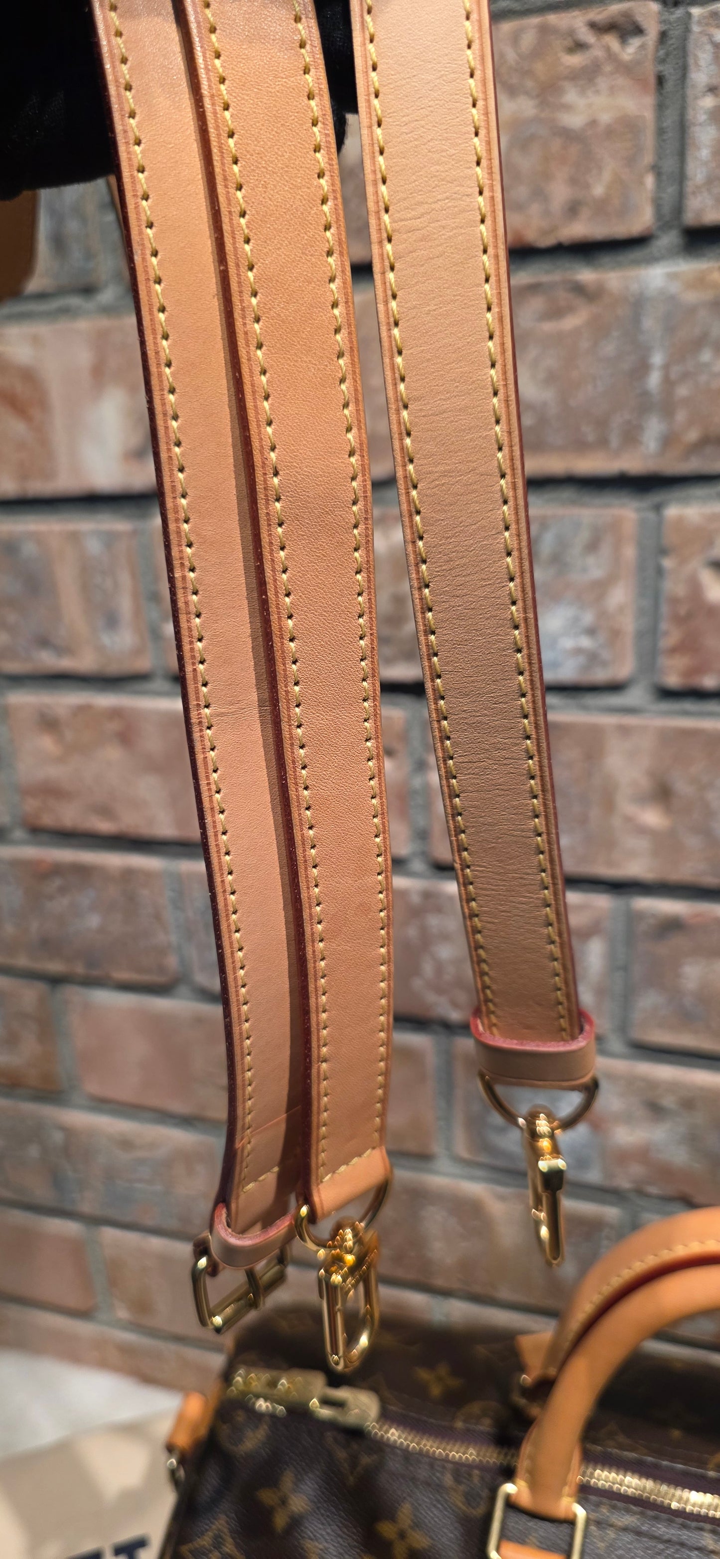Authentic Louis Vuitton Speedy Bandoliere 35