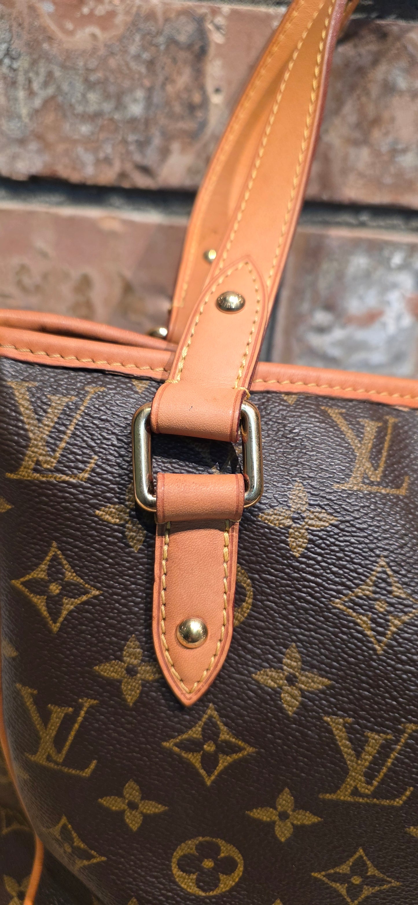 Authentic Louis Vuitton Estrella MM