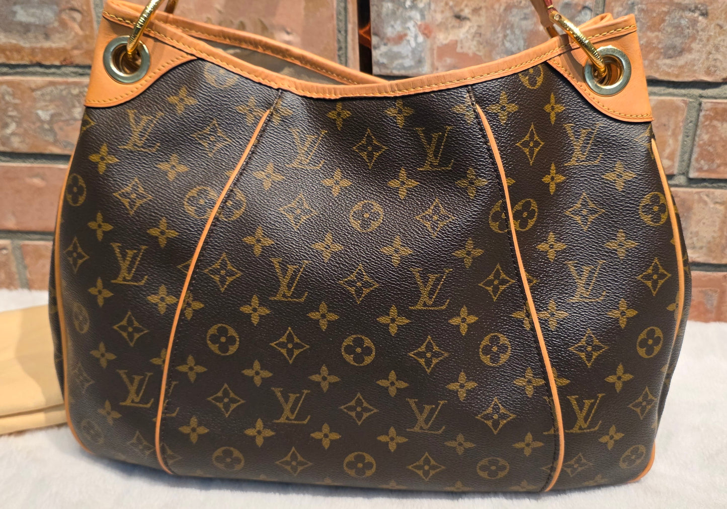 Authentic Louis Vuitton Galliera PM Monogram
