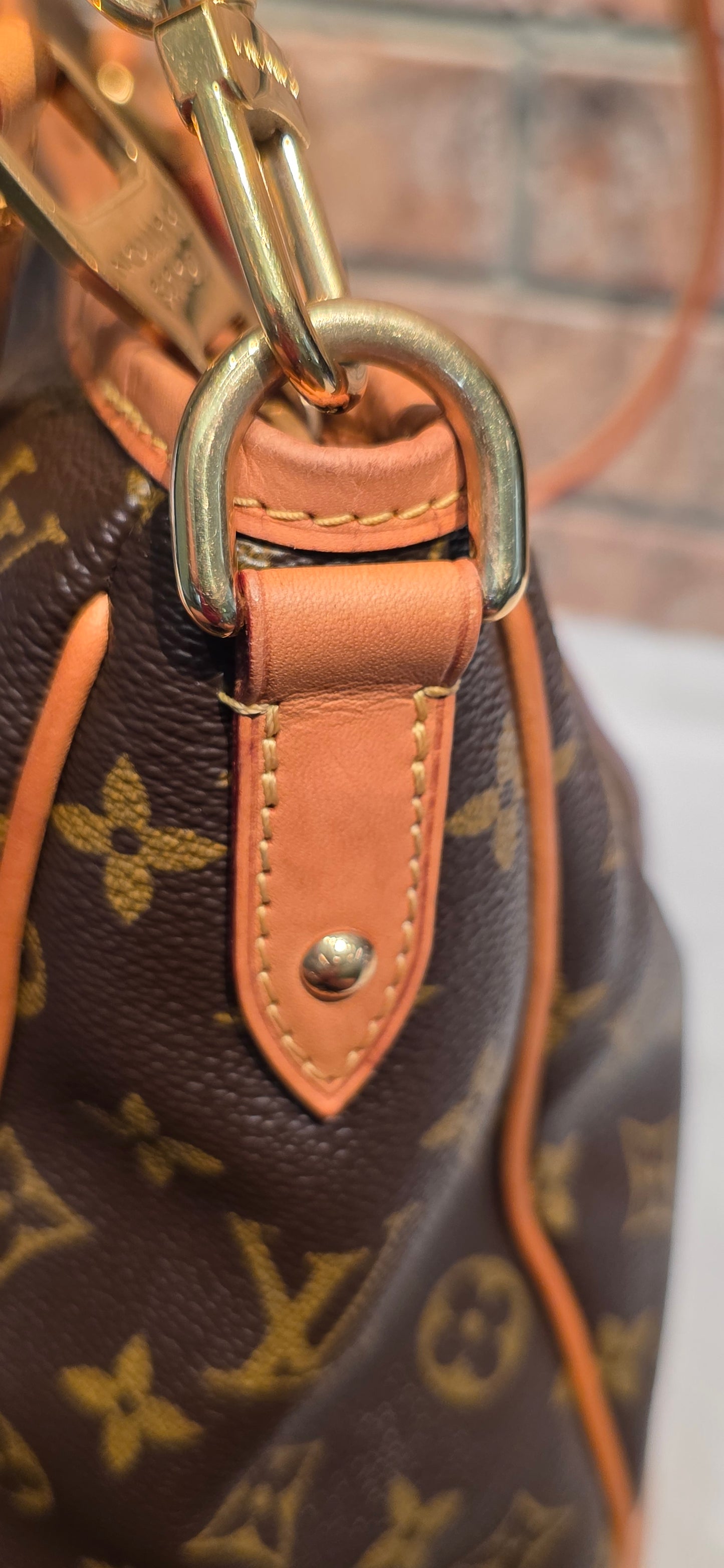 Authentic Louis Vuitton Estrella MM