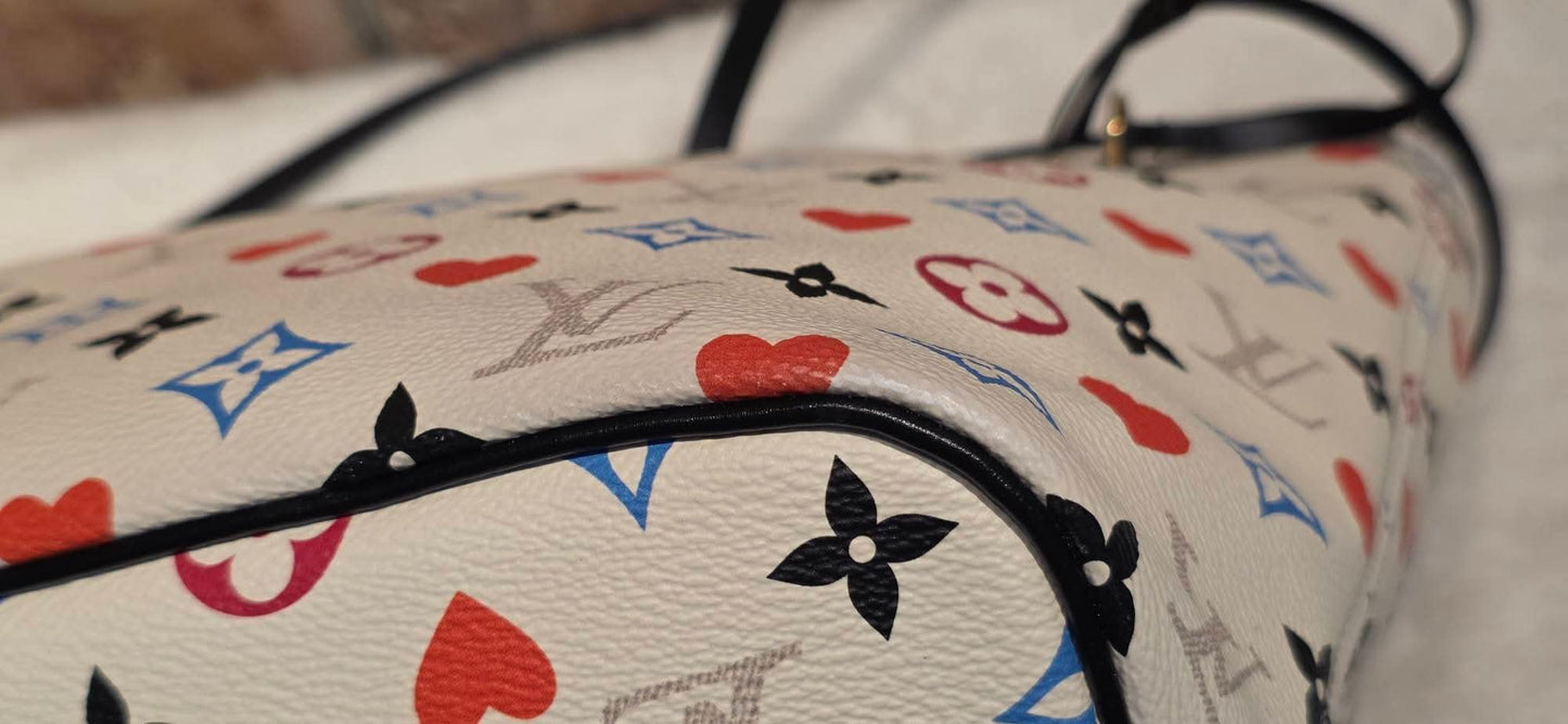 Authentic Louis Vuitton Neverfull MM with Pouch Game On Collection