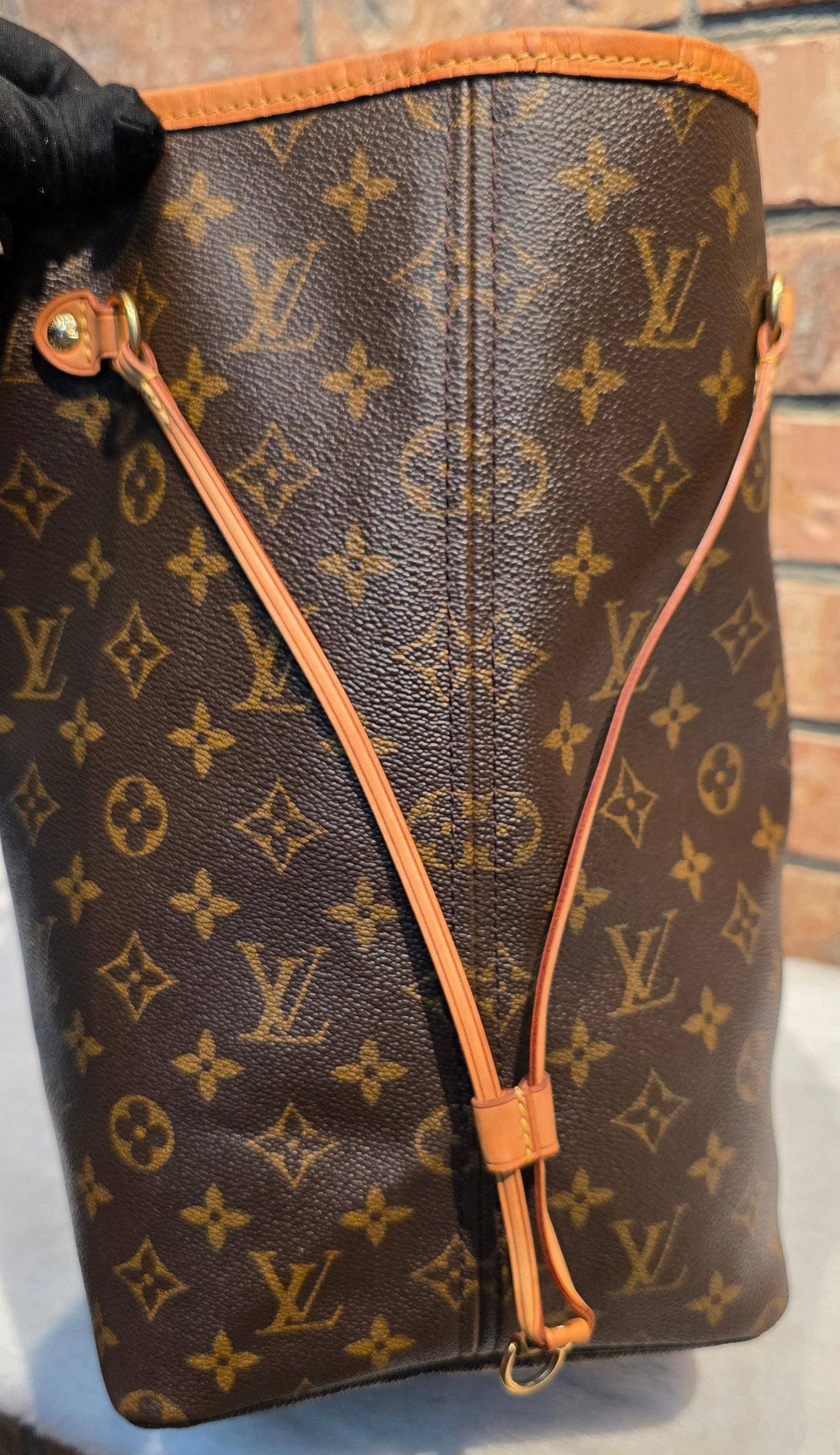 Authentic Louis Vuitton Neverfull GM Monogram
