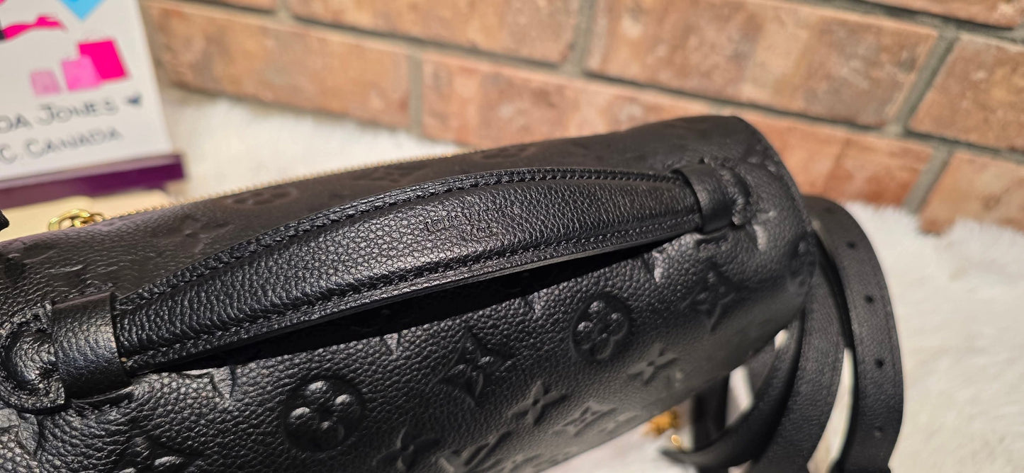 Authentic Pochette Metis Empreinte Noir