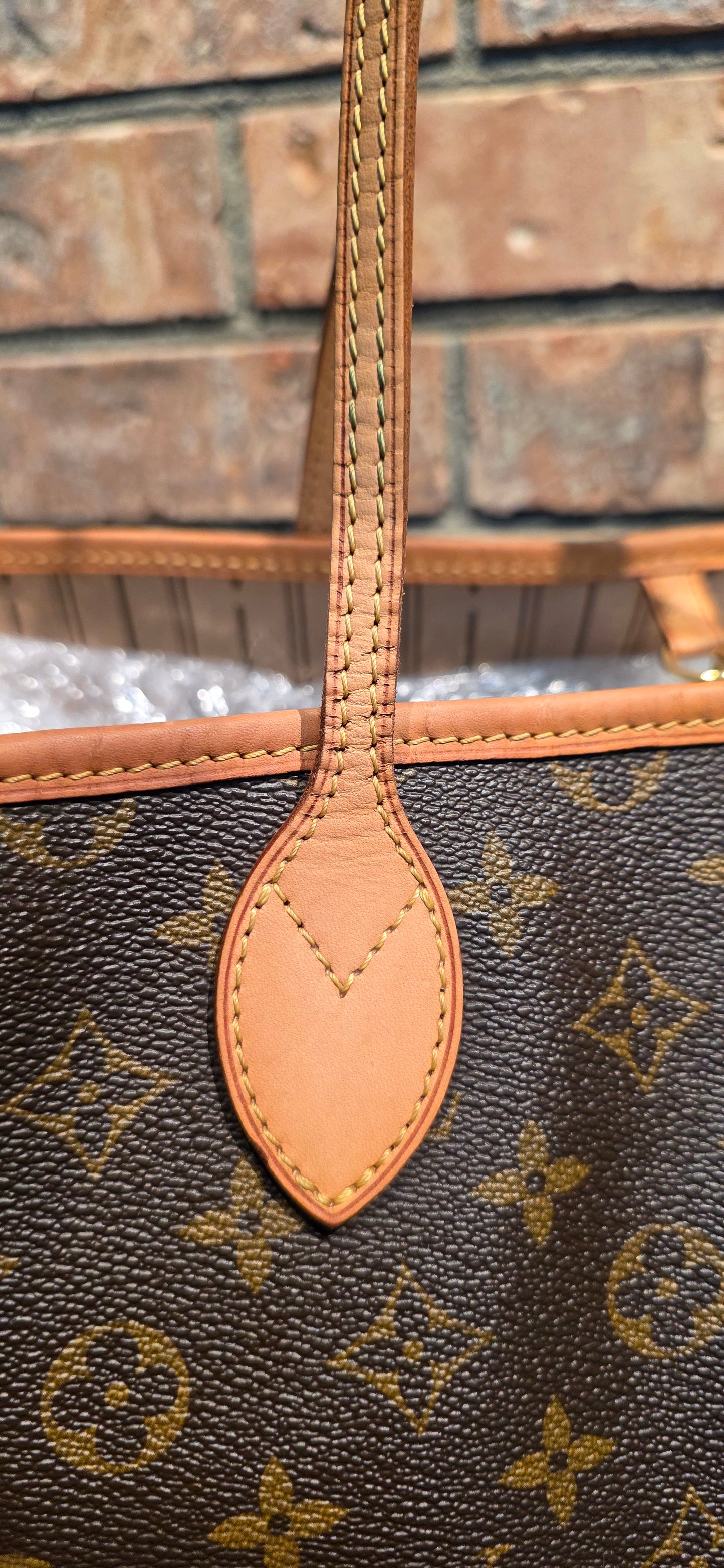 Authentic Louis Vuitton Neverfull GM Monogram