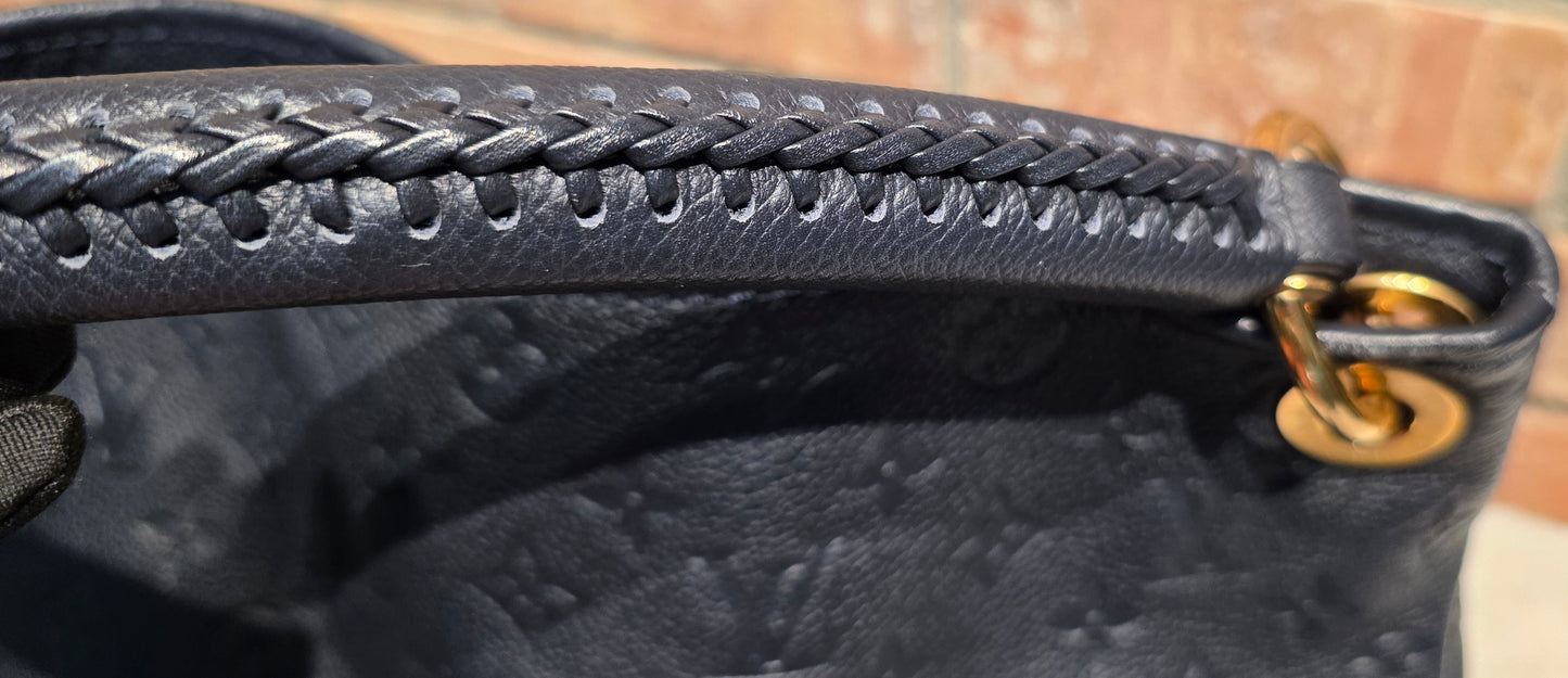 Authentic Louis Vuitton Artsy MM Empreinte Infini