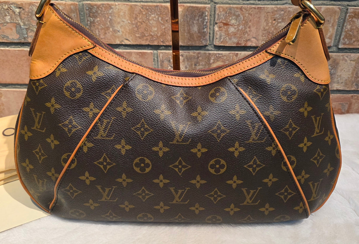 Authentic Louis Vuitton Thames GM Monogram