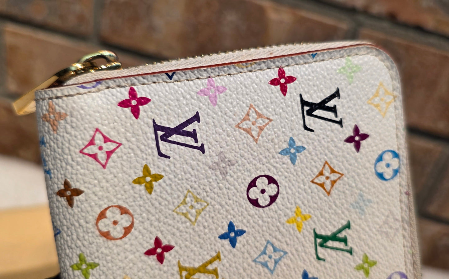Authentic Louis Vuitton Multicolor White Zippy Wallet
