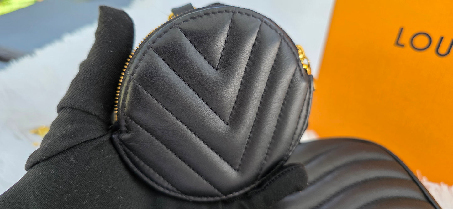 Authentic Louis Vuitton New Wave Multipochette Noir
