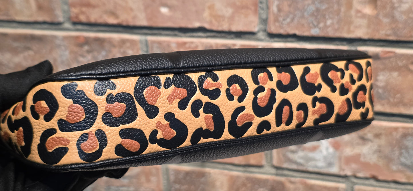 Authentic Louis Vuitton Multipochette Accessoires Wild At Heart