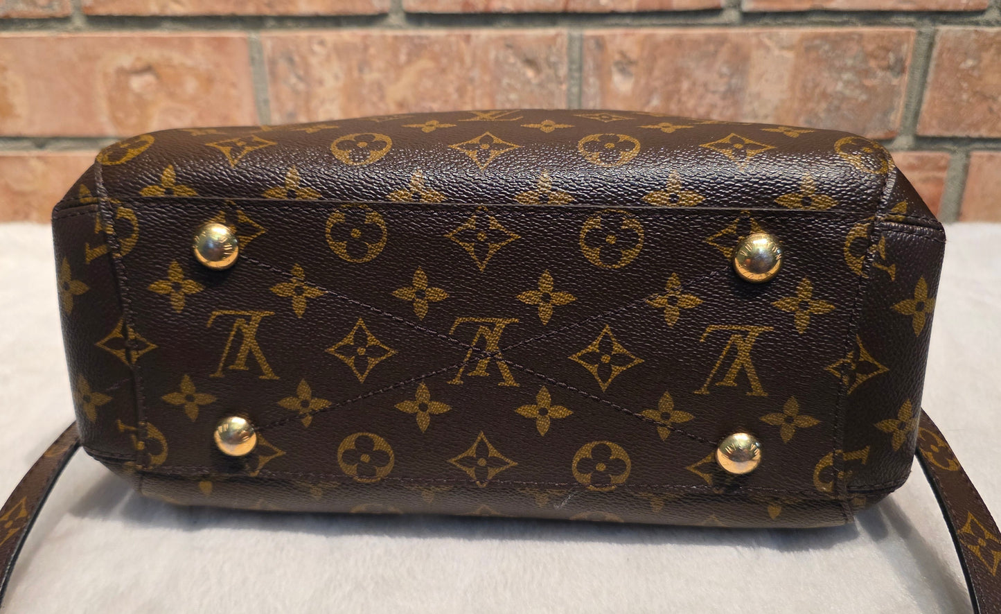 Authentic Louis Vuitton Montaigne BB Monogram