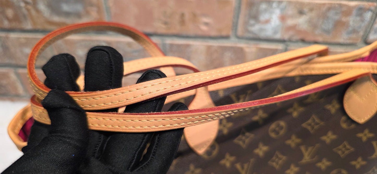 Authentic Louis Vuitton Neverfull MM (Pivoine Interior)