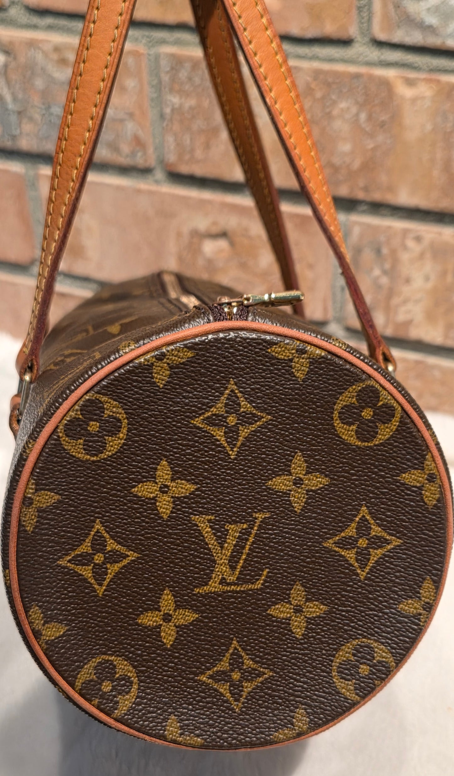 Authentic Louis Vuitton Papillon 27