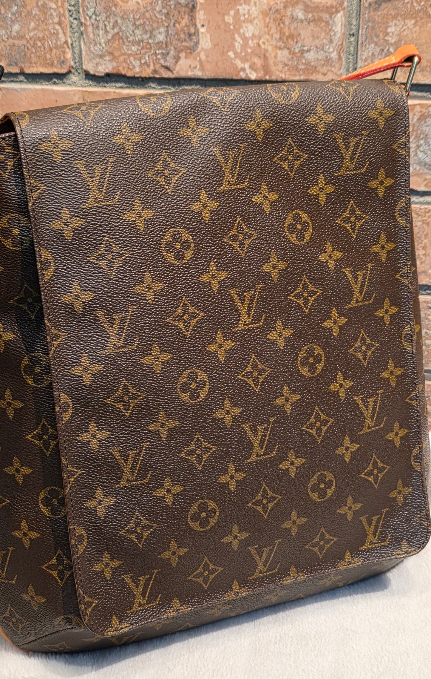 Authentic Louis Vuitton Musette Salsa GM Monogram