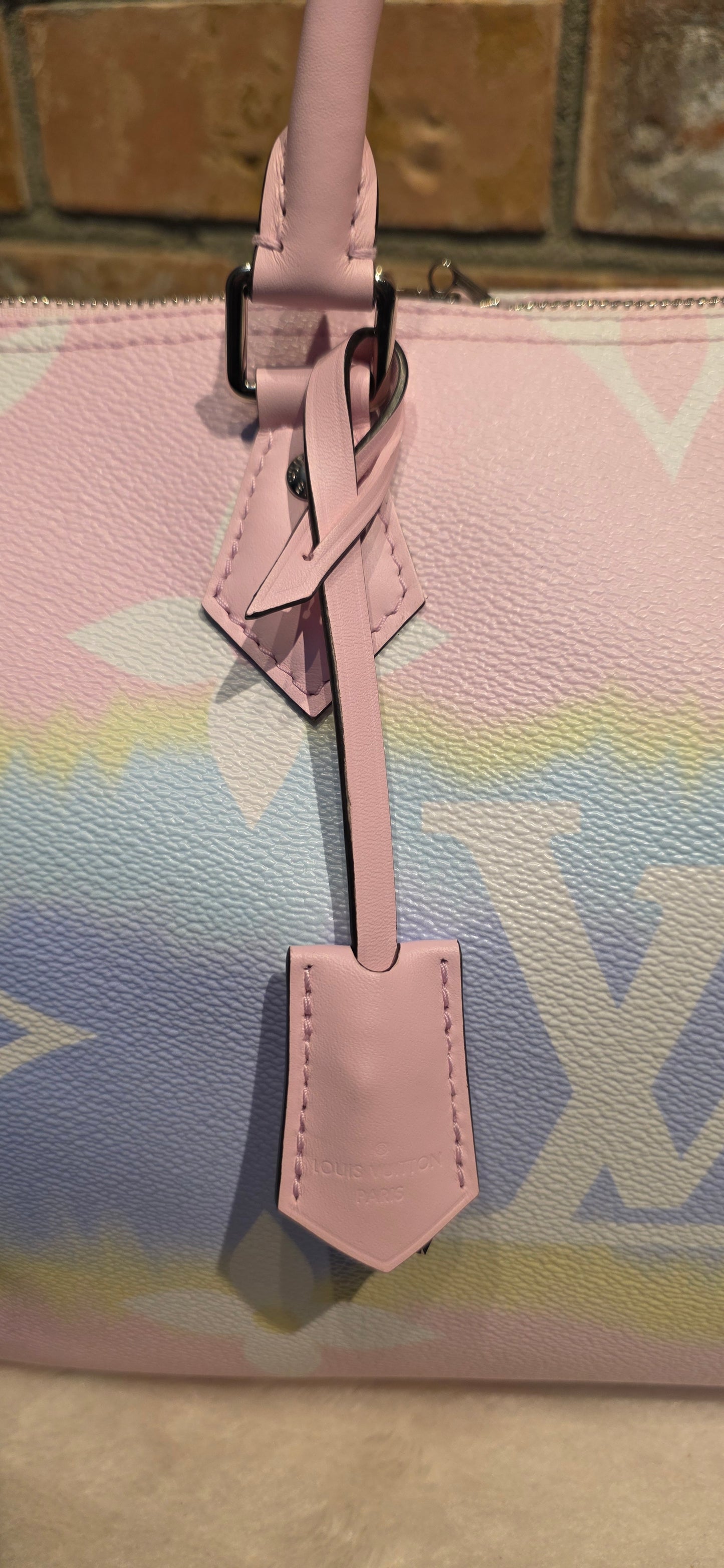 Authentic Louis Vuitton Limited Edition Speedy 30 Bandouliere Escale Pastel