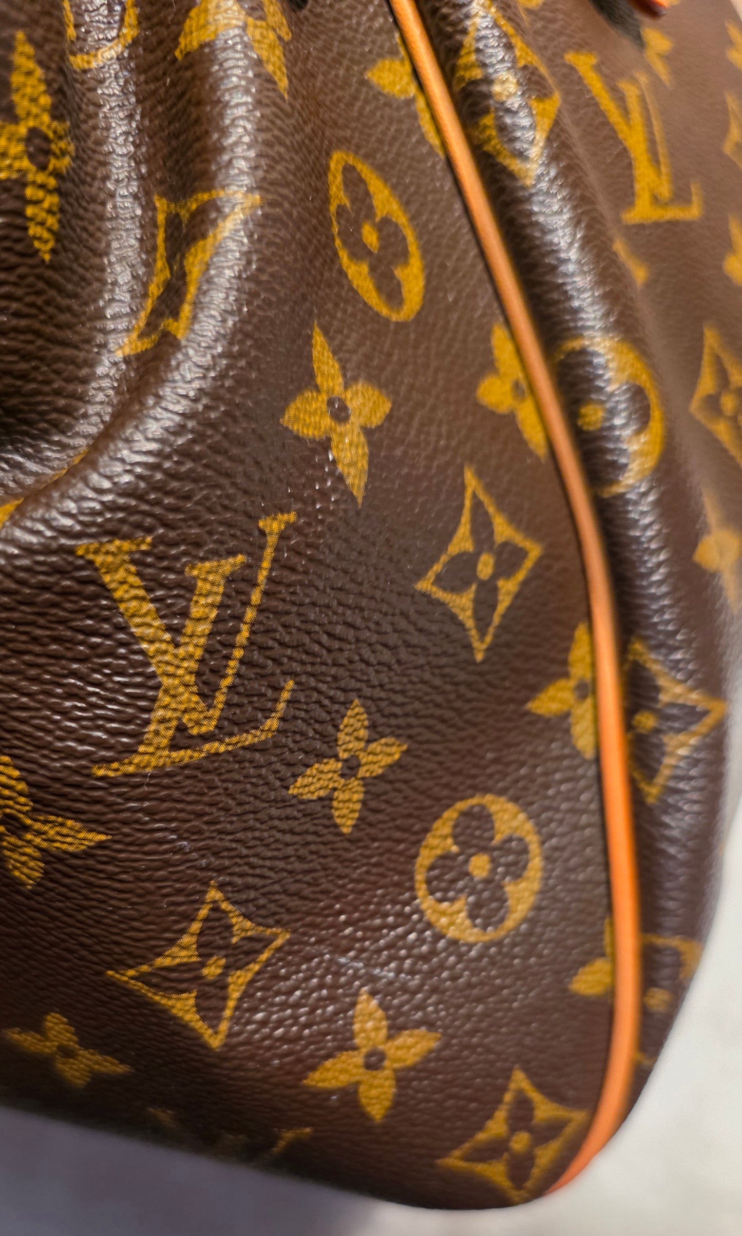 Authentic Louis Vuitton Tivoli GM