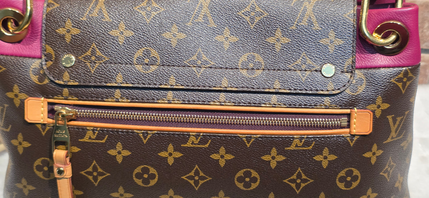Authentic Louis Vuitton Olympe in Aurore