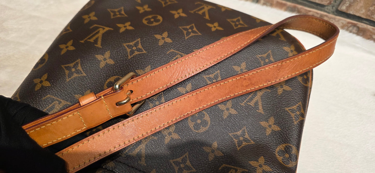 Authentic Louis Vuitton Odeon PM