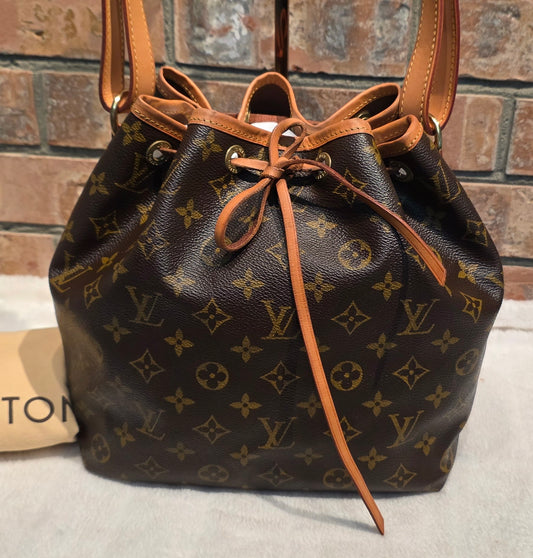 Authentic Louis Vuitton Petite Noe Monogram