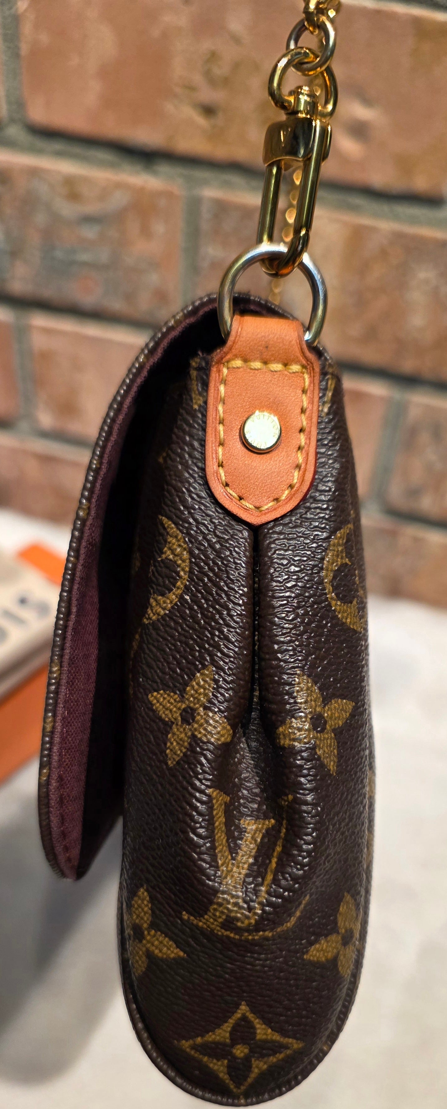 Authentic Louis Vuitton Favorite MM Monogram (SA4116)
